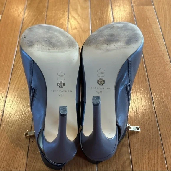 Ann Taylor Cara Crisscross Peep Toe Leather Sandals Heels Black Tan Women’s 7.5 - Picture 10 of 10